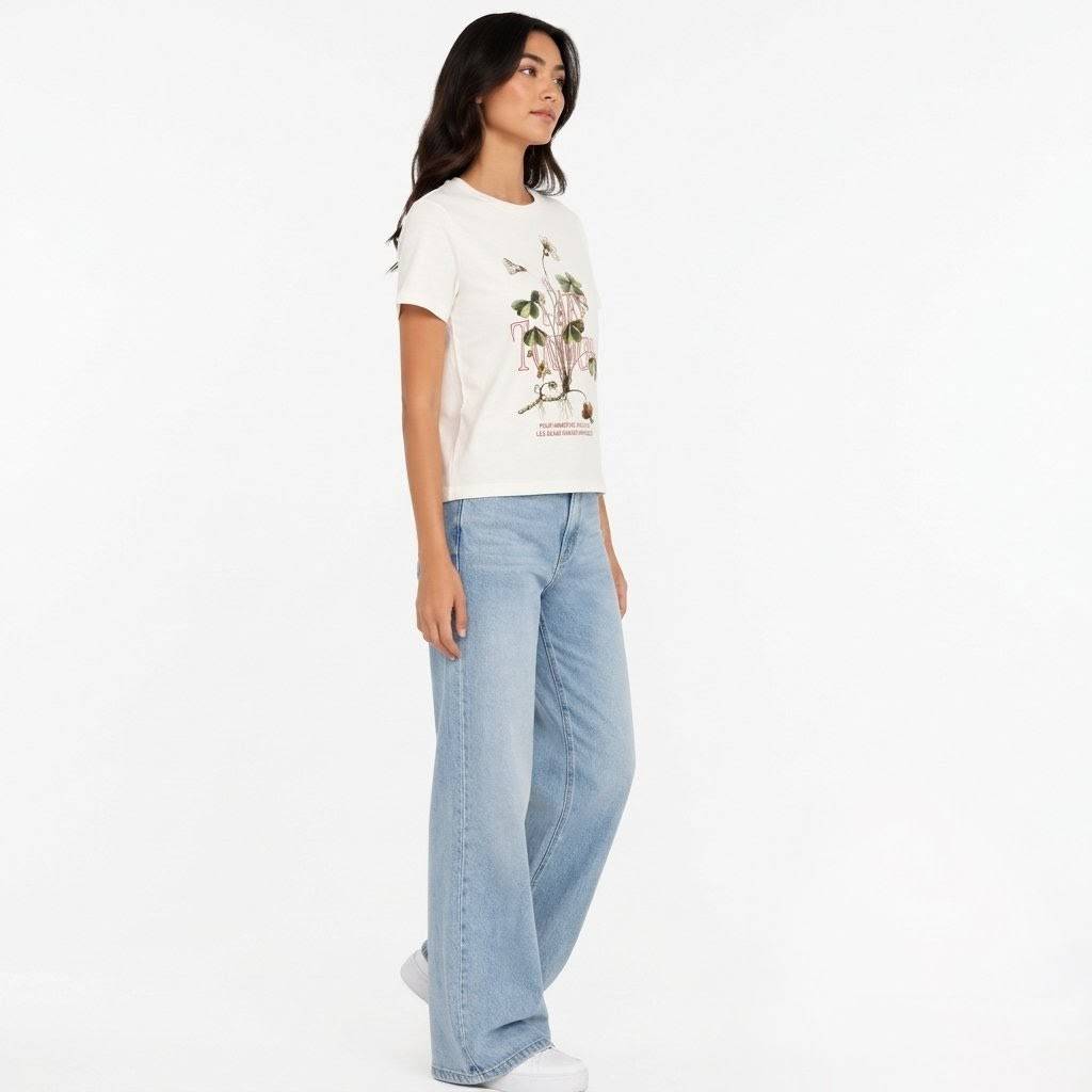 Toujours Botanical — Women's Graphic T-Shirt